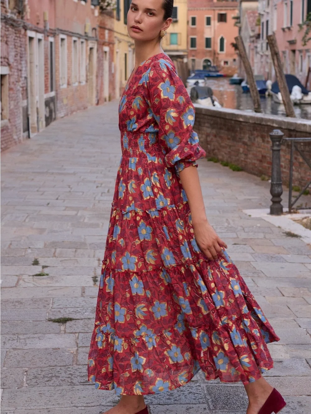 Oliphant V-Neck Smocked Waist Midi Dress Womens M Kildare Red NWT Floral Gold